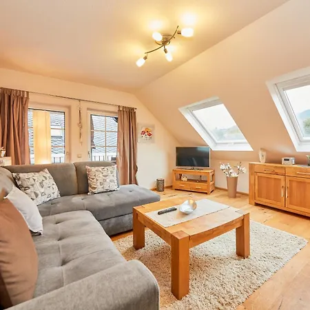 Weingut Hermes * Kröv