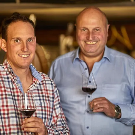 Weingut Hermes Apartamento *